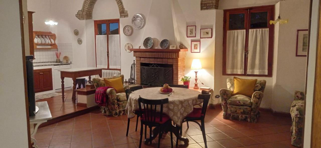 Casa Bartolacci Charme In Bivigliano Exterior foto
